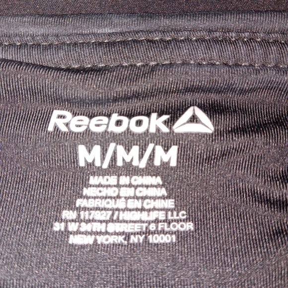 Reebok 3 Pc Bundle Capri Leggings, Shorts & Sports Bra Medium - Picture 9 of 16